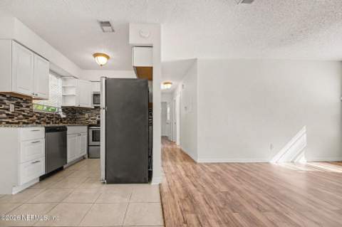 355 Aquarius Concourse, Orange Park FL - photo 11 of 32