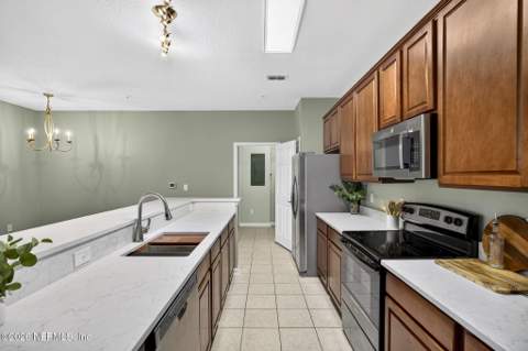 13364 Beach Boulevard #140, Jacksonville FL - photo 8 of 32