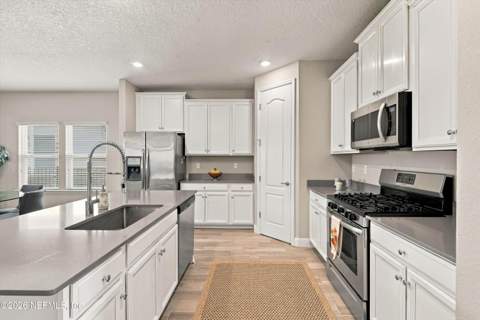 2664 Alexia Circle, Jacksonville FL - photo 8 of 42