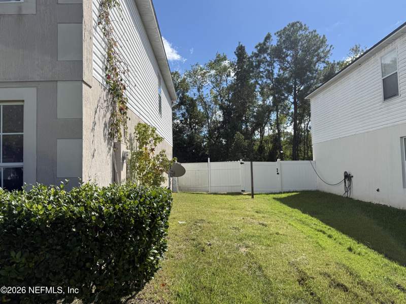4 bedroom Single Family Residence at 8772 Merseyside Avenue, St James Place, Jacksonville — photo 3