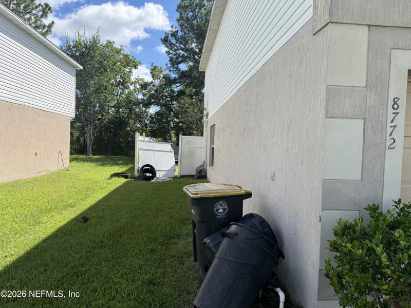 4 bedroom Single Family Residence at 8772 Merseyside Avenue, St James Place, Jacksonville — photo 4