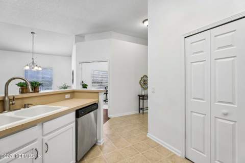 2366 Old Pine Trail, Fleming Island FL - photo 10 of 66