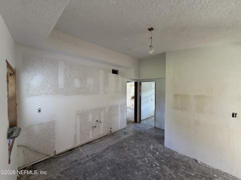 9813 Buncome Road, Jacksonville FL - photo 13 of 21