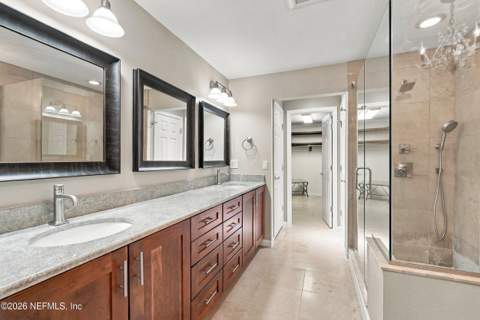 8337 Copperwood Lane, Jacksonville FL - photo 22 of 41