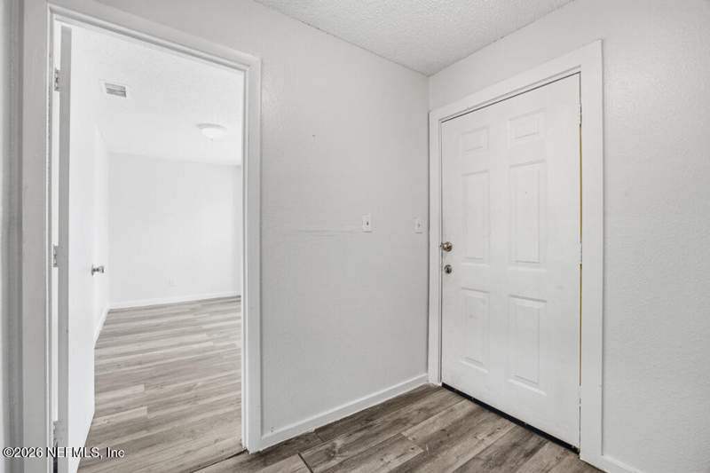 3 bedroom Single Family Residence at 2125 Lambert Street, Jacksonville, Jacksonville — photo 3