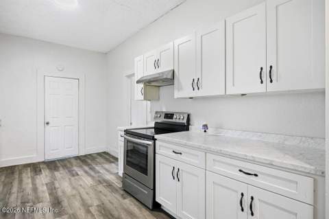 2125 Lambert Street, Jacksonville FL - photo 7 of 20