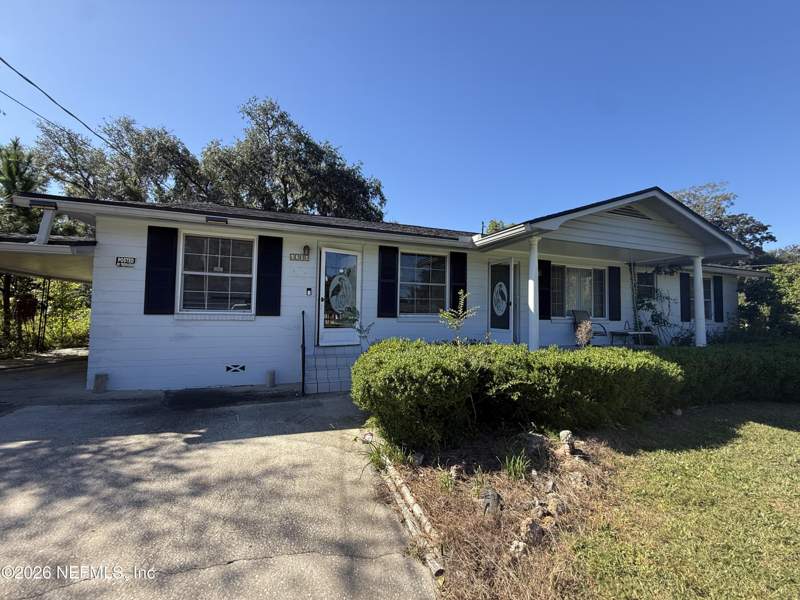 3 bedroom Single Family Residence at 6204 Smallwood Road, Ryars, Jacksonville — photo 2