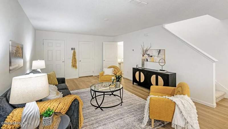 3 bedroom Townhouse at 6337 Fazio Road, Oak Hill Village Townhomes, Jacksonville — photo 5