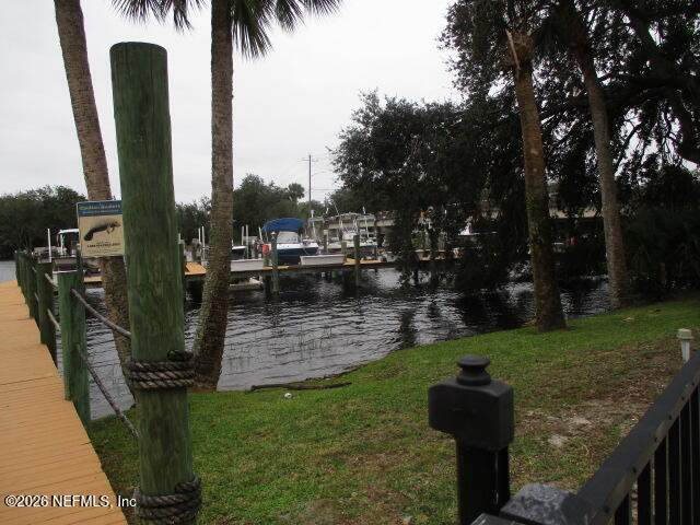 2 bedroom Condominium at 1307 River Hills Circle #17, River Hills, Jacksonville — photo 3