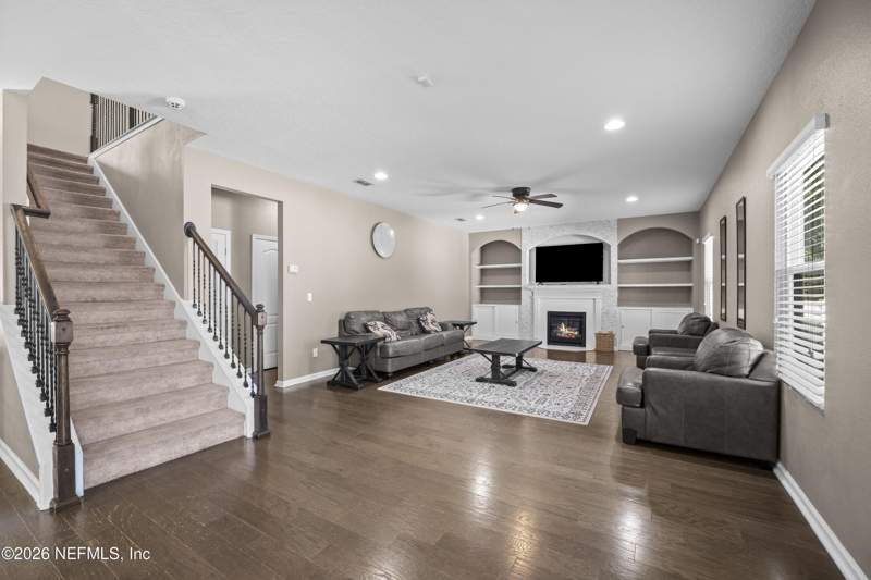 5 bedroom Single Family Residence at 1027 Mayfair Creek Court, Bainebridge Estates, Jacksonville — photo 3