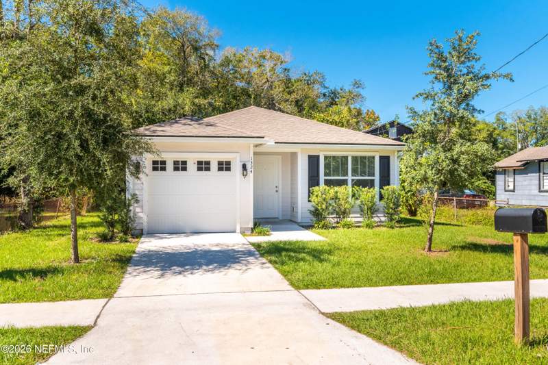 3 bedroom Single Family Residence at 1324 Fairfax Street, College Park, Jacksonville — photo 2