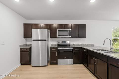 1324 Fairfax Street, Jacksonville FL - photo 6 of 21