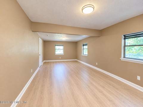 9023 Jackson Avenue, Jacksonville FL - photo 10 of 22