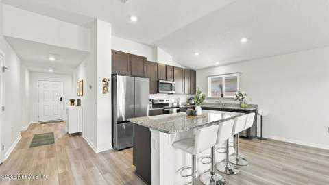 1101 Panther Lake Parkway, Jacksonville FL - photo 12 of 31