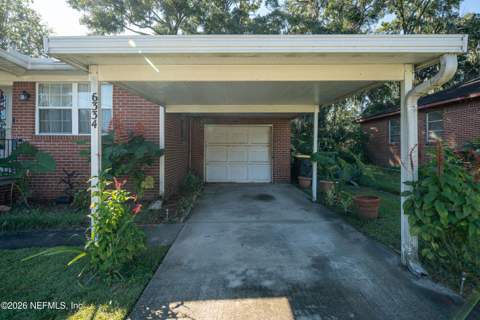 6334 Cherry Laurel Drive, Jacksonville FL - photo 10 of 30