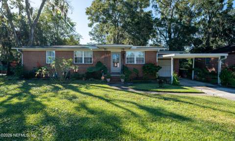6334 Cherry Laurel Drive, Jacksonville FL - photo 11 of 30