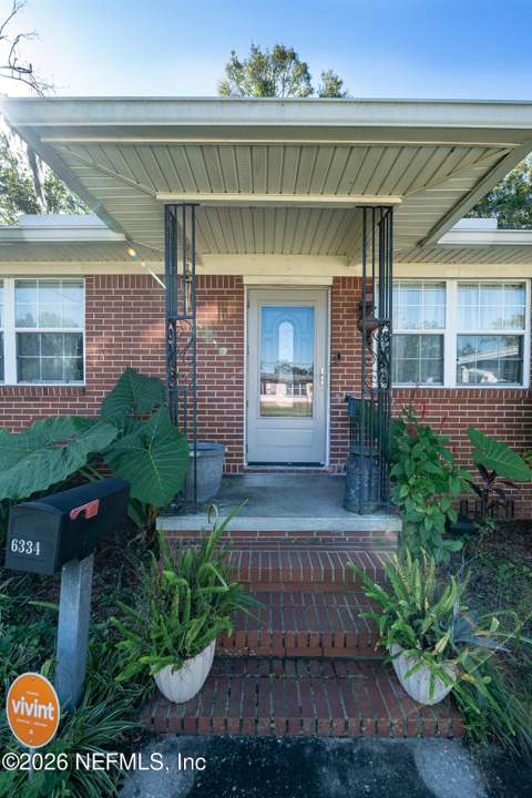 6334 Cherry Laurel Drive, Jacksonville FL - photo 13 of 30