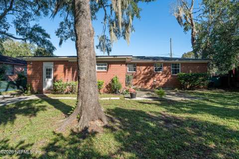 6334 Cherry Laurel Drive, Jacksonville FL - photo 20 of 30