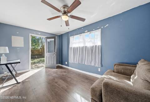 6334 Cherry Laurel Drive, Jacksonville FL - photo 21 of 30