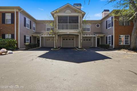 10901 Burnt Mill Road #304, Jacksonville FL - photo 10 of 53