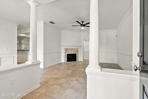 10901 Burnt Mill Road #304, Jacksonville FL - photo 13 of 53