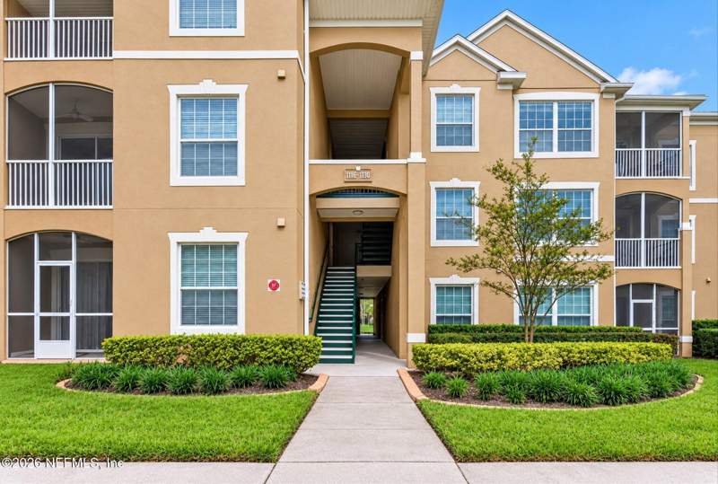 3 bedroom Condominium at 7990 Baymeadows Road #1126, Stonebridge, Jacksonville — photo 2