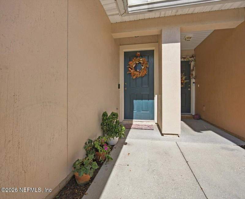 4 bedroom Townhouse at 6057 Bartram Village Drive, Villages Of Bartram Springs, Jacksonville — photo 4