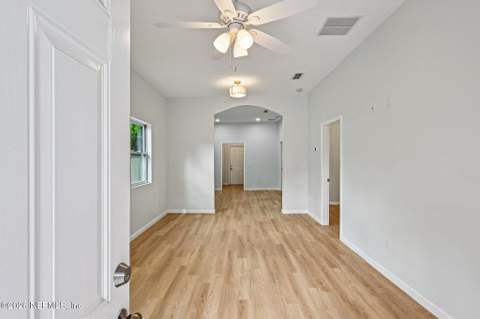 2120 N Davis Street, Jacksonville FL - photo 7 of 40