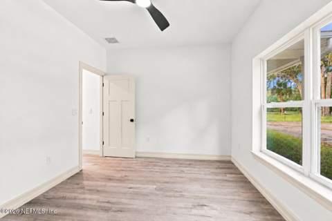 4117 Silver Lake Drive, Palatka FL - photo 23 of 40