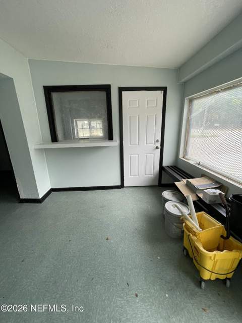 1234 Florida Avenue, Jacksonville FL - photo 11 of 12
