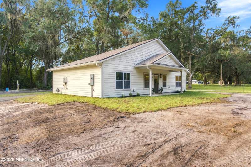 3 bedroom Single Family Residence at 4117 Silver Lake Drive, Baughmans, Palatka — photo 5