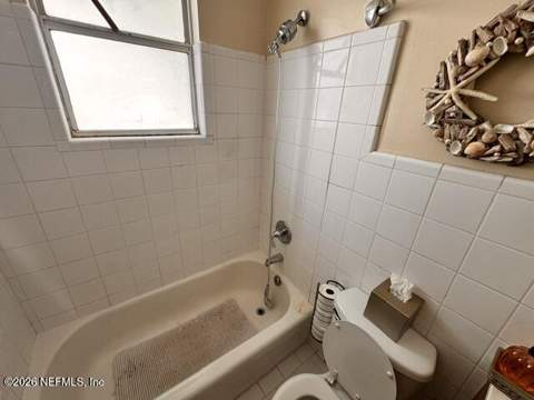 1801 Valencia Drive, Jacksonville FL - photo 10 of 35