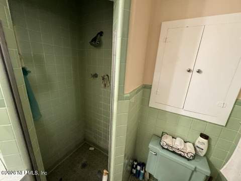 1801 Valencia Drive, Jacksonville FL - photo 19 of 35