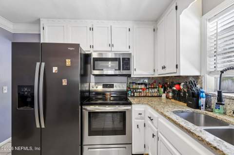 2136 W Nathan Drive, Jacksonville FL - photo 14 of 36