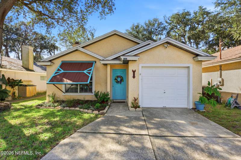 3 bedroom Single Family Residence at 660 Main Street, Atlantic Beach, Atlantic Beach — photo 3