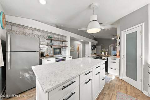 660 Main Street, Atlantic Beach FL - photo 15 of 46