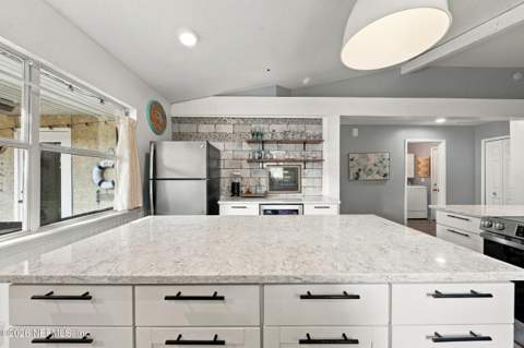 660 Main Street, Atlantic Beach FL - photo 19 of 46