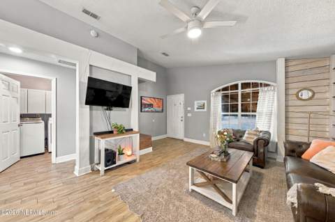 660 Main Street, Atlantic Beach FL - photo 20 of 46