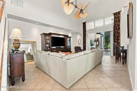 9250 Sunrise Breeze Court, Jacksonville FL - photo 12 of 82