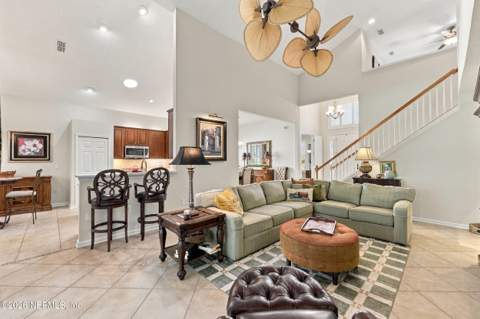 9250 Sunrise Breeze Court, Jacksonville FL - photo 14 of 82