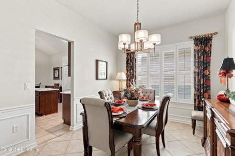 9250 Sunrise Breeze Court, Jacksonville FL - photo 17 of 82