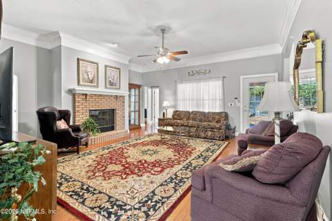 10255 Hamlet Glen Drive, Jacksonville FL - photo 19 of 44