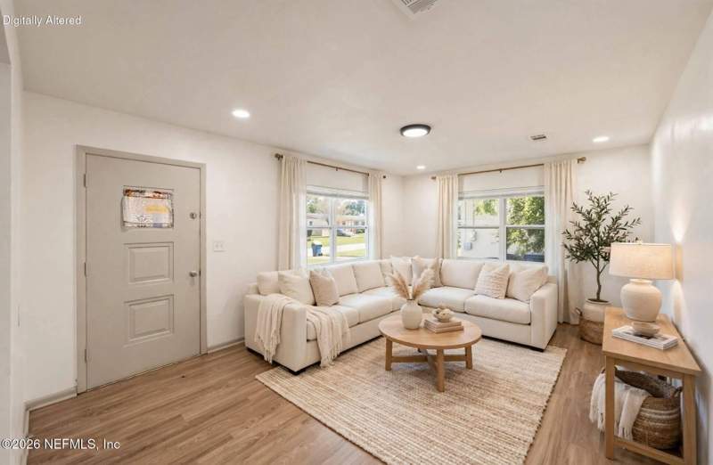 3 bedroom Single Family Residence at 6910 Cartier Circle, Ribault Manor, Jacksonville — photo 5