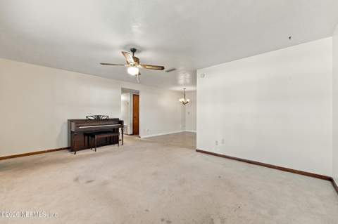 5504 Sabena Road, Jacksonville FL - photo 6 of 35