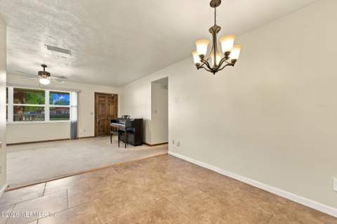 5504 Sabena Road, Jacksonville FL - photo 8 of 35