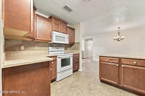 5504 Sabena Road, Jacksonville FL - photo 11 of 35