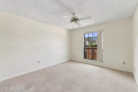 7821 Fawn Brook Circle, Jacksonville FL - photo 16 of 25