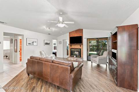 1828 Killarn Circle, Middleburg FL - photo 13 of 41