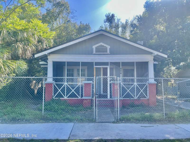 3 bedroom Single Family Residence at 652 Fern Street, Brentwood, Jacksonville — photo 2