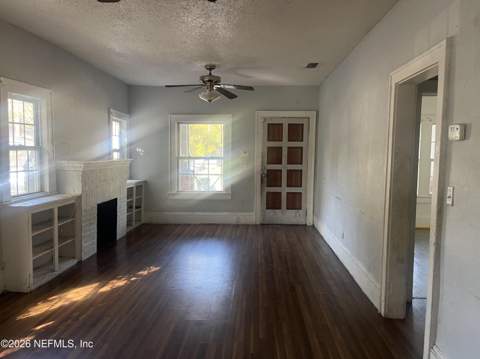 652 Fern Street, Jacksonville FL - photo 9 of 22